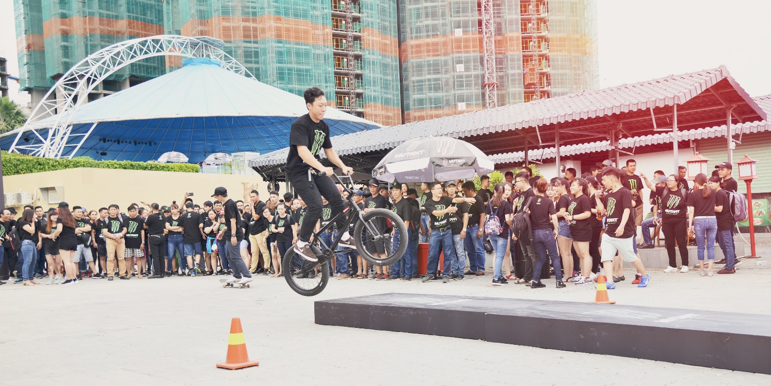 Monster Energy cùng Coca-Cola đem nguồn năng lượng sảng khoái Mutant Energy đến Việt Nam - Ảnh 4. Monster Energy cùng Coca-Cola đem nguồn năng lượng sảng khoái Mutant Energy đến Việt Nam - Ảnh 4.