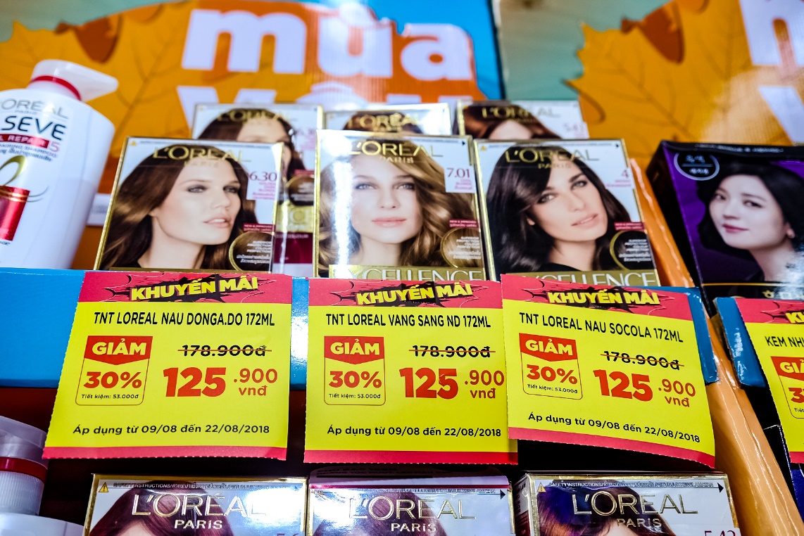 Siêu thị BigC hút khách trong cả ngày thường, nhờ sức nóng của “Beauty Fair mùa yêu” - Ảnh 6. Siêu thị BigC hút khách trong cả ngày thường, nhờ sức nóng của “Beauty Fair mùa yêu” - Ảnh 6.