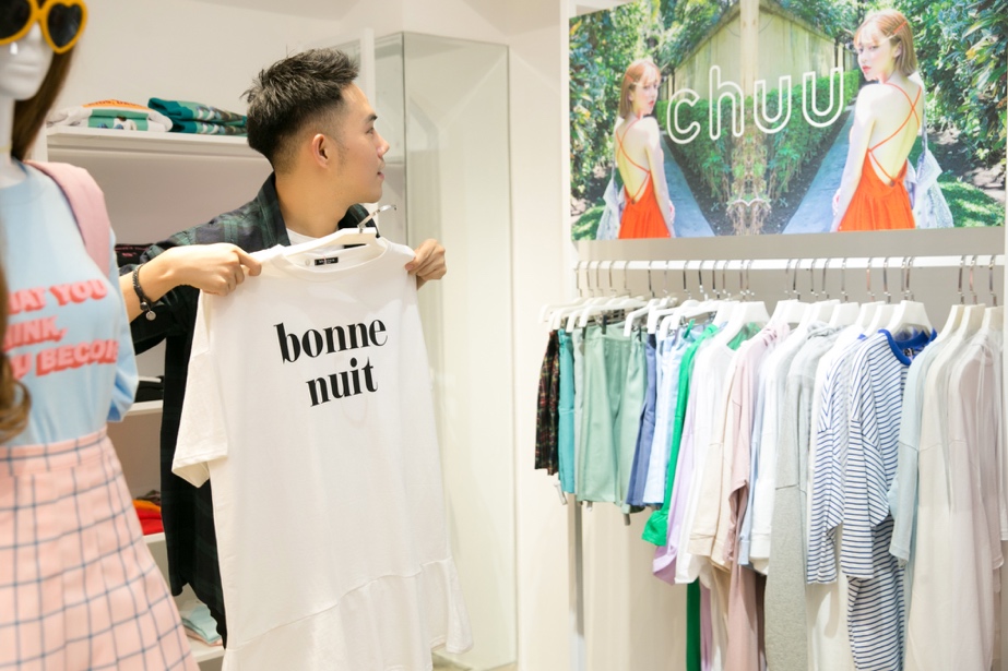 Phí Phương Anh, Quỳnh Anh Shyn cùng dàn sao nữ đọ dáng trong buổi khai trương thương hiệu thời trang Hàn Quốc - Ảnh 3. Phí Phương Anh, Quỳnh Anh Shyn cùng dàn sao nữ đọ dáng trong buổi khai trương thương hiệu thời trang Hàn Quốc - Ảnh 3.