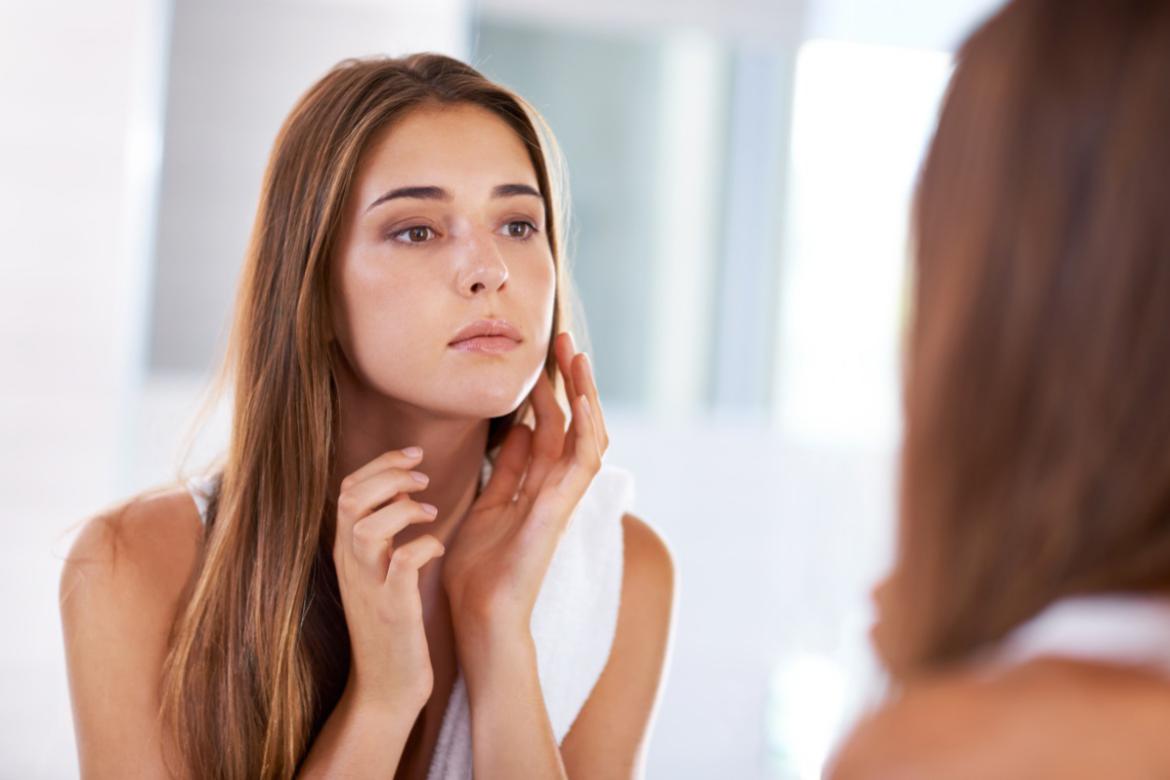 BB, CC Cream từng là trend nhưng bạn có biết loại kem nền này đang được “sủng ái” trở lại? - Ảnh 6. BB, CC Cream từng là trend nhưng bạn có biết loại kem nền này đang được “sủng ái” trở lại? - Ảnh 6.