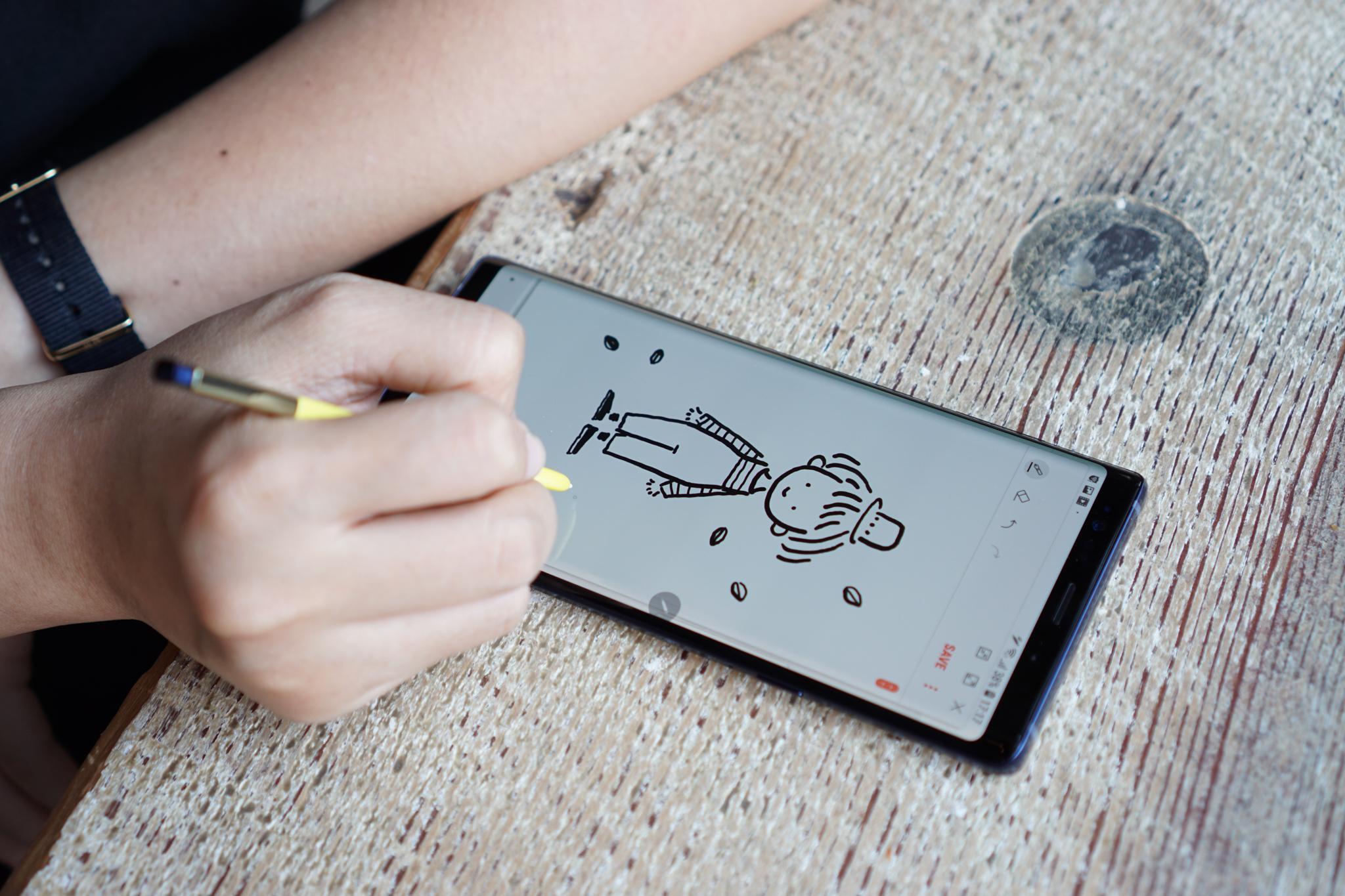 Galaxy Note9 đã chính thức ra mắt, không mua ngay thì đợi đến bao giờ? - Ảnh 2. Galaxy Note9 đã chính thức ra mắt, không mua ngay thì đợi đến bao giờ? - Ảnh 2.