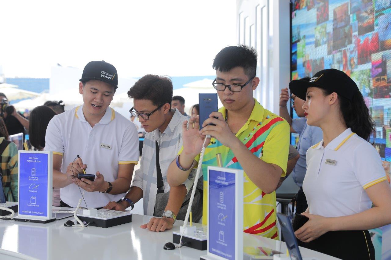Những con số “nghe là mê” về ngày mở bán Galaxy Note9 - Ảnh 2. Những con số “nghe là mê” về ngày mở bán Galaxy Note9 - Ảnh 2.