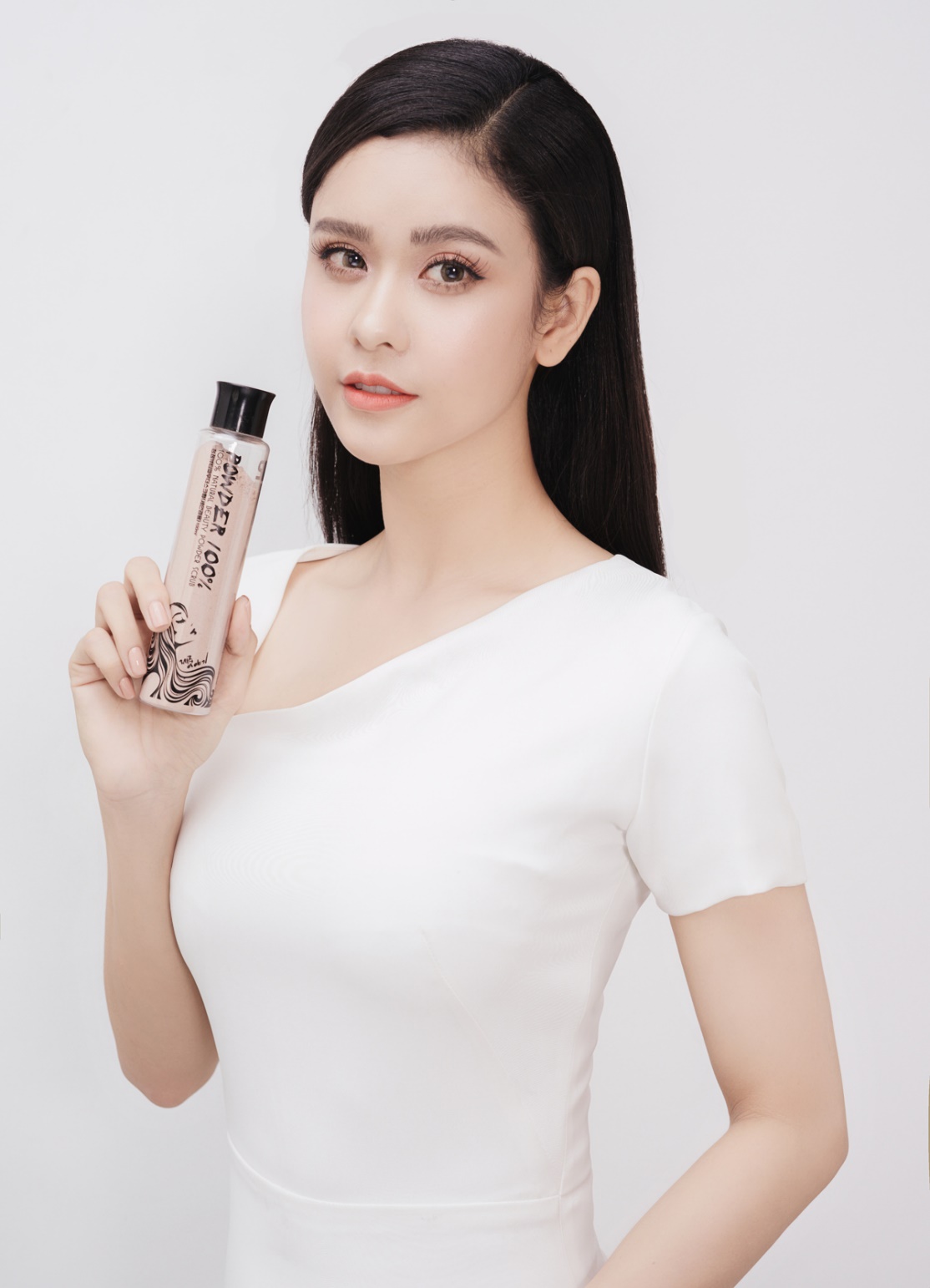 Mỹ phẩm Jeju Love có gì khiến Trương Quỳnh Anh qua tận Hàn Quốc đưa về? - Ảnh 2. Mỹ phẩm Jeju Love có gì khiến Trương Quỳnh Anh qua tận Hàn Quốc đưa về? - Ảnh 2.