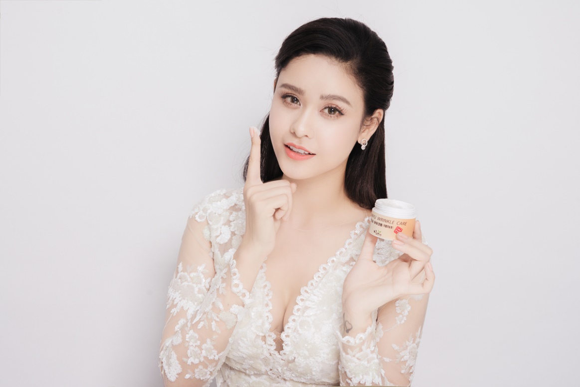 Mỹ phẩm Jeju Love có gì khiến Trương Quỳnh Anh qua tận Hàn Quốc đưa về? - Ảnh 10. Mỹ phẩm Jeju Love có gì khiến Trương Quỳnh Anh qua tận Hàn Quốc đưa về? - Ảnh 10.