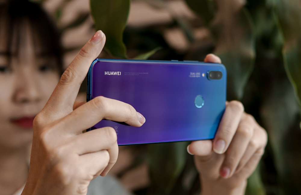 Top smartphone camera kép giá dưới 8 triệu đáng mua nhất thời điểm này - Ảnh 1. Top smartphone camera kép giá dưới 8 triệu đáng mua nhất thời điểm này - Ảnh 1.
