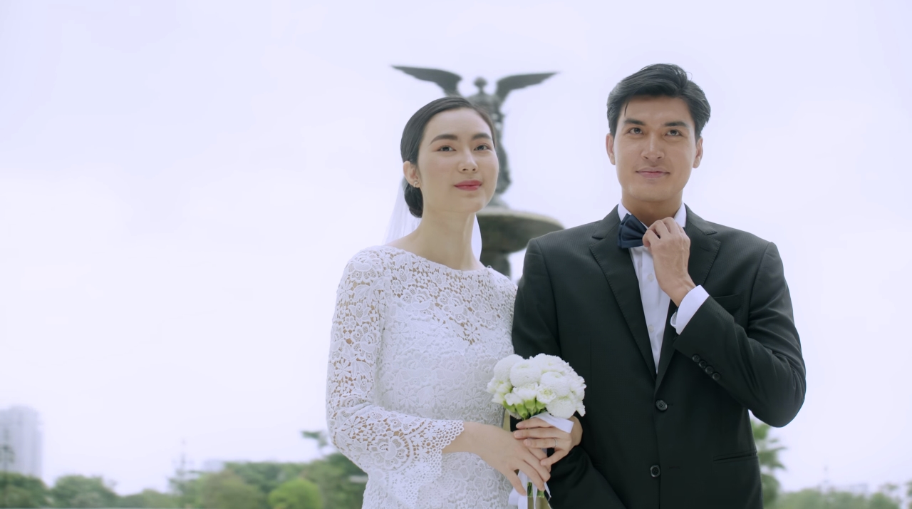 Quang Đại và Helly Tống “tình bể bình” trong clip mới đẹp đến “từng cen-ti-mét” - Ảnh 13. Quang Đại và Helly Tống “tình bể bình” trong clip mới đẹp đến “từng cen-ti-mét” - Ảnh 13.
