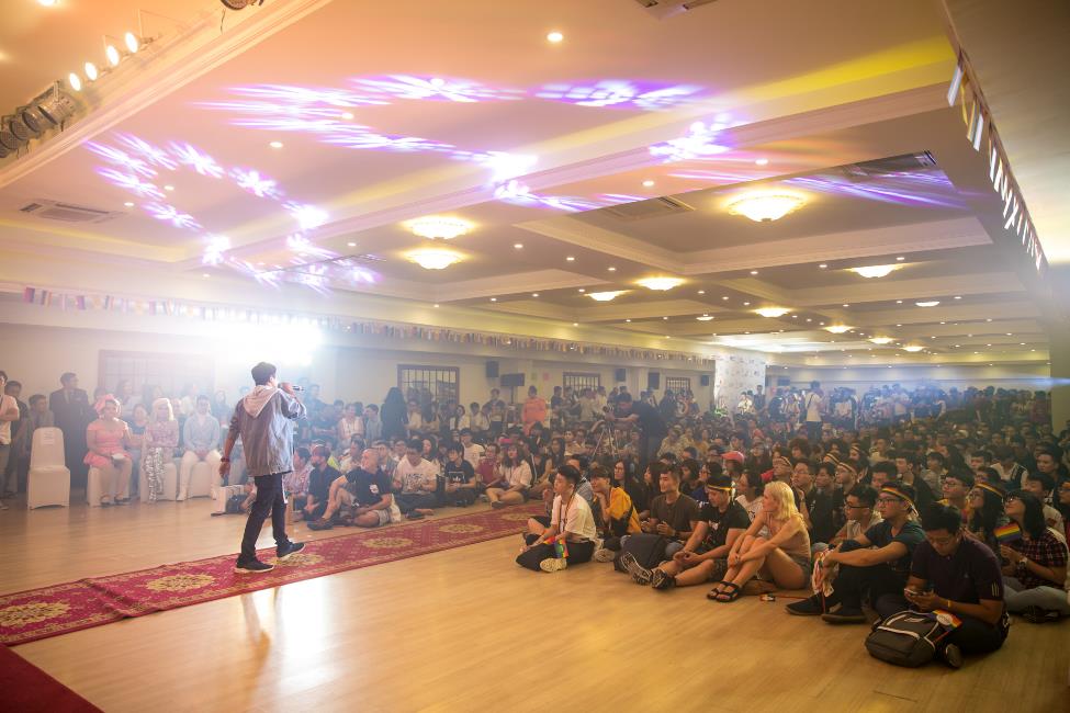 VietPride Sài Gòn 2018: Ngày rực rỡ và tự hào của cộng đồng LGBTI+ - Ảnh 7. VietPride Sài Gòn 2018: Ngày rực rỡ và tự hào của cộng đồng LGBTI+ - Ảnh 7.