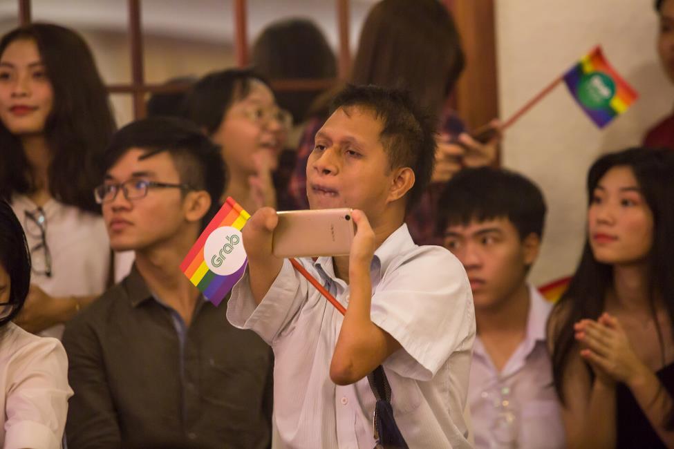 VietPride Sài Gòn 2018: Ngày rực rỡ và tự hào của cộng đồng LGBTI+ - Ảnh 9. VietPride Sài Gòn 2018: Ngày rực rỡ và tự hào của cộng đồng LGBTI+ - Ảnh 9.