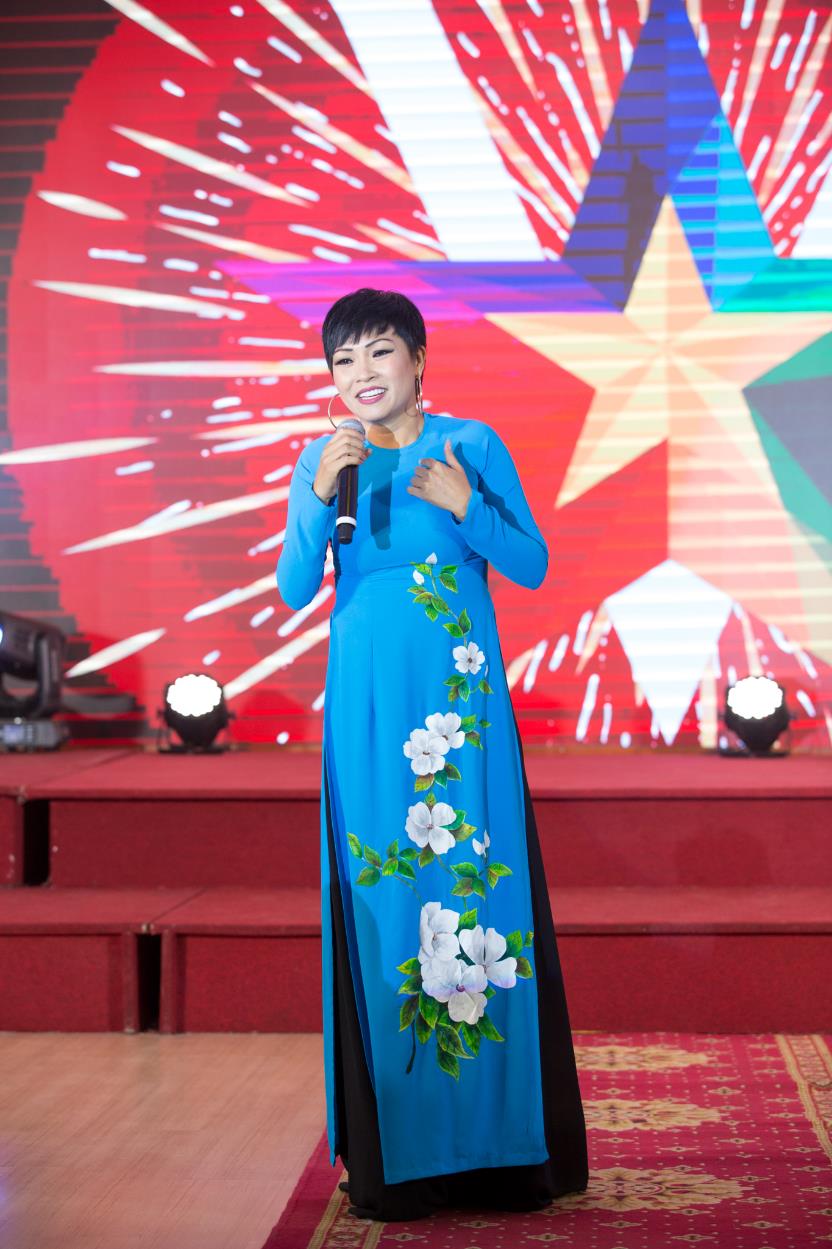 VietPride Sài Gòn 2018: Ngày rực rỡ và tự hào của cộng đồng LGBTI+ - Ảnh 11. VietPride Sài Gòn 2018: Ngày rực rỡ và tự hào của cộng đồng LGBTI+ - Ảnh 11.