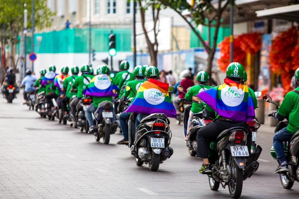 VietPride Sài Gòn 2018: Ngày rực rỡ và tự hào của cộng đồng LGBTI+ - Ảnh 19. VietPride Sài Gòn 2018: Ngày rực rỡ và tự hào của cộng đồng LGBTI+ - Ảnh 19.