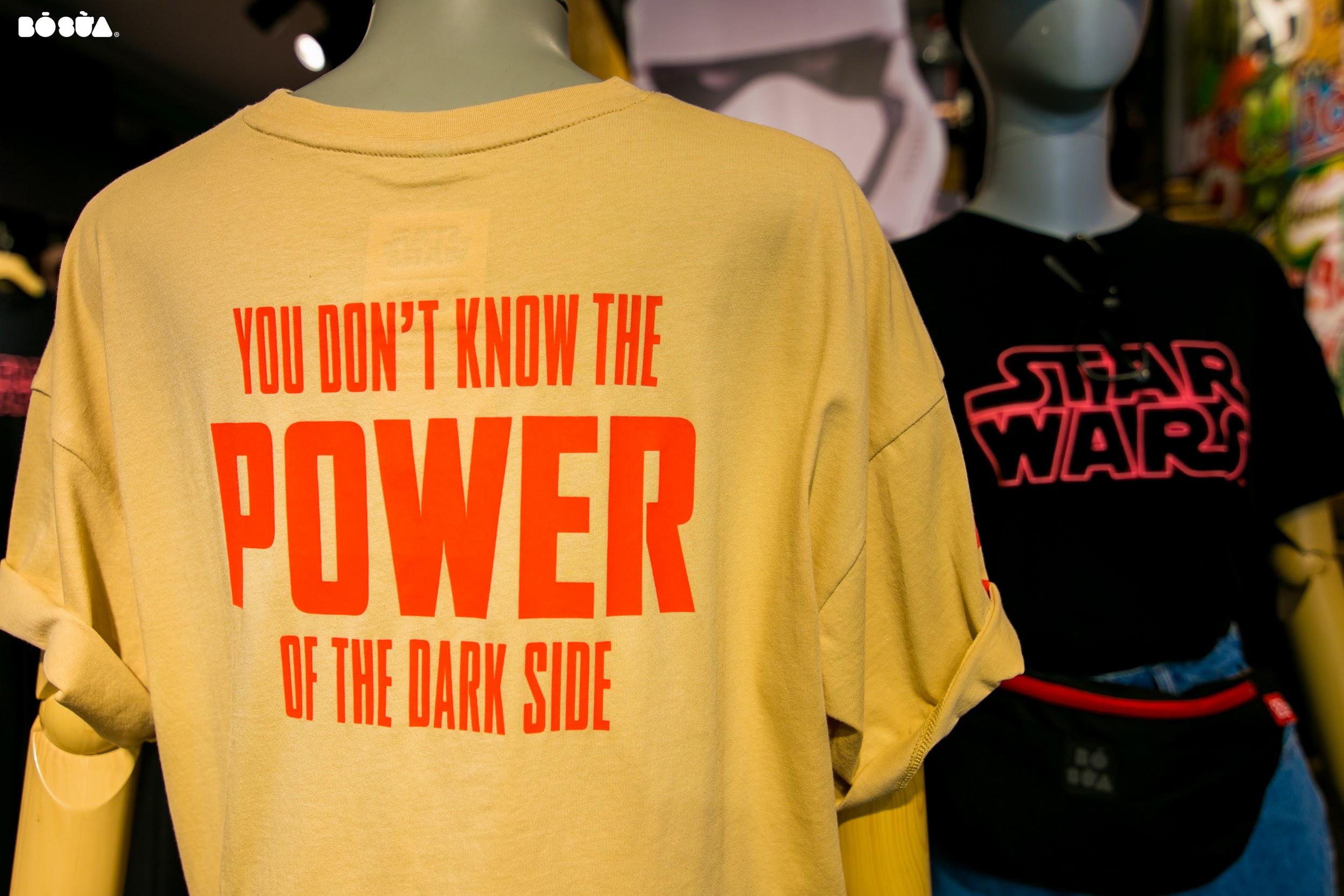 Giới trẻ Hà thành pose hình tươi rói tại sự kiện ra mắt BST Star Wars tiên phong ở Việt Nam - Ảnh 3. Giới trẻ Hà thành pose hình tươi rói tại sự kiện ra mắt BST Star Wars tiên phong ở Việt Nam - Ảnh 3.