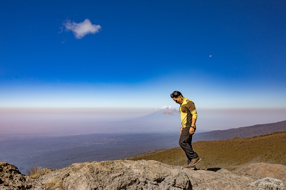 Hoàng Lê Giang - Tuổi trẻ nên biết không thỏa mãn để mở rộng hơn những giới hạn bản thân - Ảnh 3. Hoàng Lê Giang - Tuổi trẻ nên biết không thỏa mãn để mở rộng hơn những giới hạn bản thân - Ảnh 3.