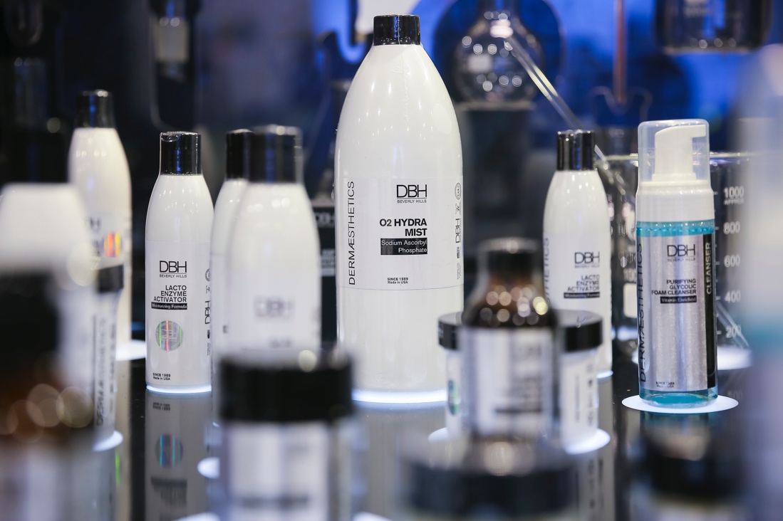 Mỹ phẩm DBH (Dermaesthetics Beverly Hills USA) chính thức có mặt tại Việt Nam - Ảnh 5. Mỹ phẩm DBH (Dermaesthetics Beverly Hills USA) chính thức có mặt tại Việt Nam - Ảnh 5.