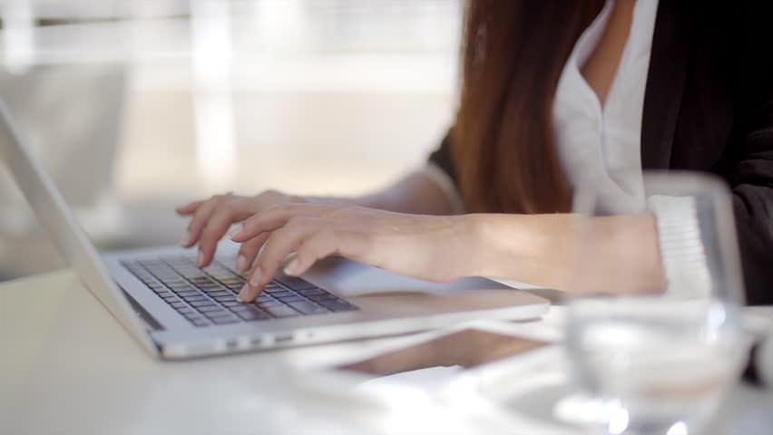 Thi IELTS trên máy tính tại IDP Việt Nam - Ảnh 1. Thi IELTS trên máy tính tại IDP Việt Nam - Ảnh 1.