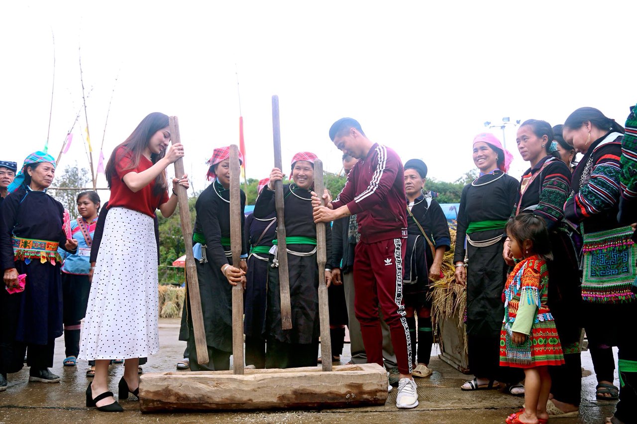 Giảm giá vé cáp treo Fansipan trong 3 ngày 21-23/9 - Ảnh 1. Giảm giá vé cáp treo Fansipan trong 3 ngày 21-23/9 - Ảnh 1.