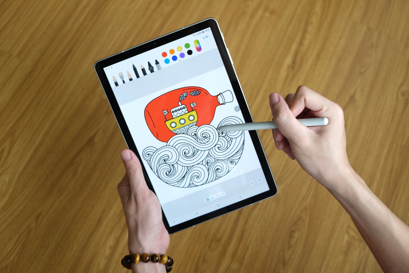 Với Galaxy Tab S4, mọi việc không còn gò bó trong văn phòng 4 bức tường tù túng - Ảnh 4. Với Galaxy Tab S4, mọi việc không còn gò bó trong văn phòng 4 bức tường tù túng - Ảnh 4.