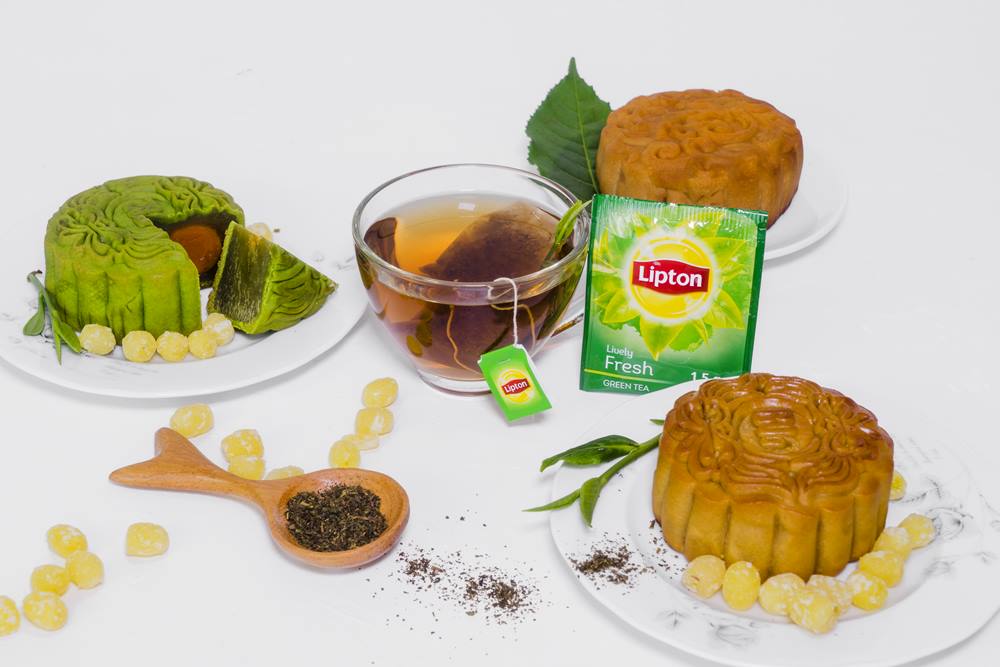 Dù xã hội có thay đổi thế nào, nét đẹp thưởng trà mùa Trung thu vẫn vẹn nguyên - Ảnh 2. Dù xã hội có thay đổi thế nào, nét đẹp thưởng trà mùa Trung thu vẫn vẹn nguyên - Ảnh 2.