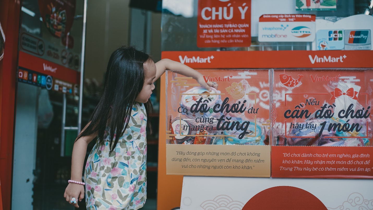 Trung thu nghe kể truyện cổ tích giữa đời thực về chiếc thùng đồ chơi Cho - Nhận - Ảnh 3. Trung thu nghe kể truyện cổ tích giữa đời thực về chiếc thùng đồ chơi Cho - Nhận - Ảnh 3.