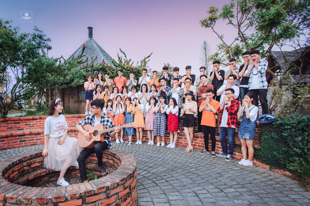 Chụp ảnh kỷ yếu như thế nào để giữ trọn vẹn thanh xuân tươi đẹp?- Ảnh 7. Chụp ảnh kỷ yếu như thế nào để giữ trọn vẹn thanh xuân tươi đẹp?- Ảnh 7.