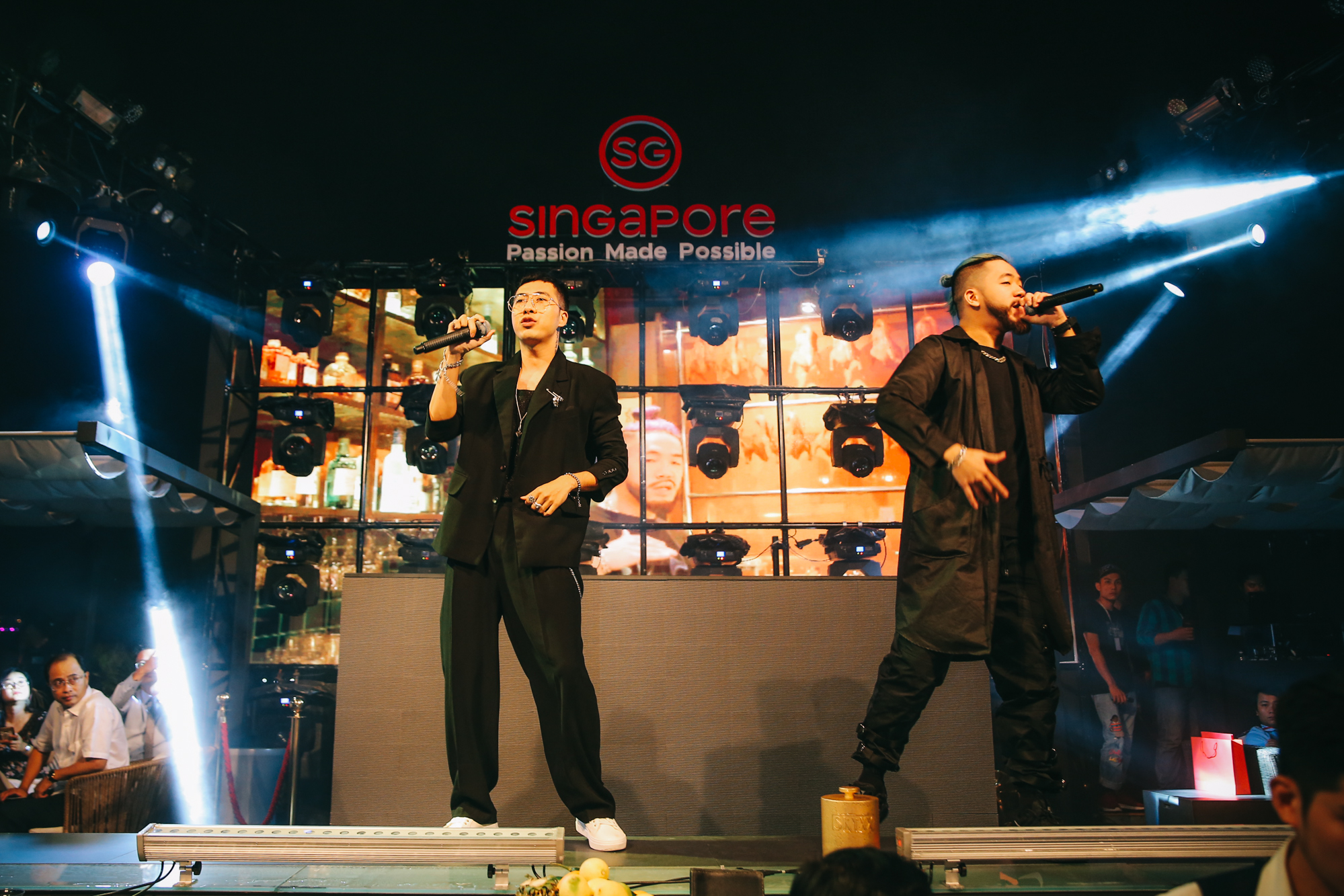 Singapore Night: Đại tiệc âm nhạc dành cho nhóm người thích giao lưu - Ảnh 1. Singapore Night: Đại tiệc âm nhạc dành cho nhóm người thích giao lưu - Ảnh 1.