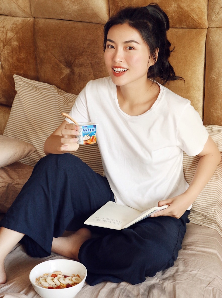 Thích thú với tuyệt chiêu giữ dáng độc đáo của Hà Trúc - Ảnh 7. Thích thú với tuyệt chiêu giữ dáng độc đáo của Hà Trúc - Ảnh 7.