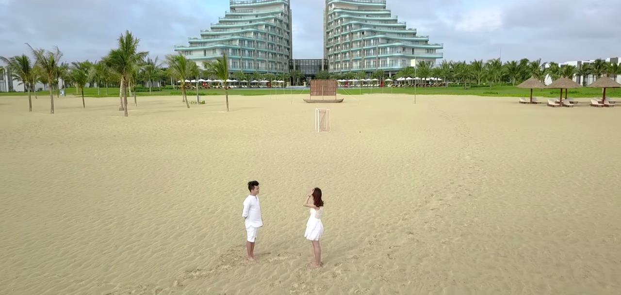 Đã mắt với loạt MV đạt giải “Vinpearl – Trọn niềm vui” tháng 9 - Ảnh 8. Đã mắt với loạt MV đạt giải “Vinpearl – Trọn niềm vui” tháng 9 - Ảnh 8.