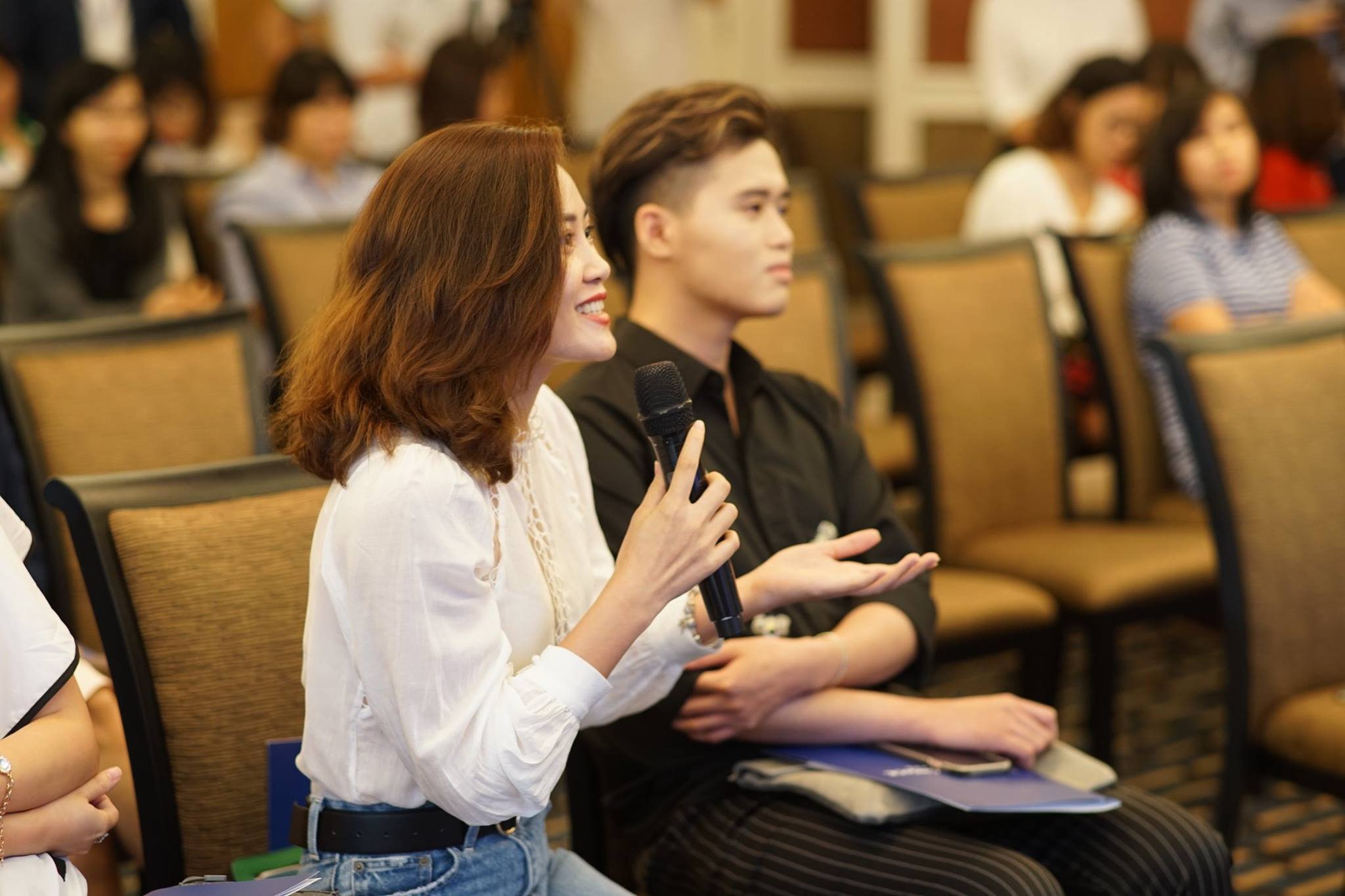 Beauty bloggers Việt nói gì về các sản phẩm AHA, BHA không thể thiếu trong thực đơn chăm sóc da - Ảnh 2. Beauty bloggers Việt nói gì về các sản phẩm AHA, BHA không thể thiếu trong thực đơn chăm sóc da - Ảnh 2.