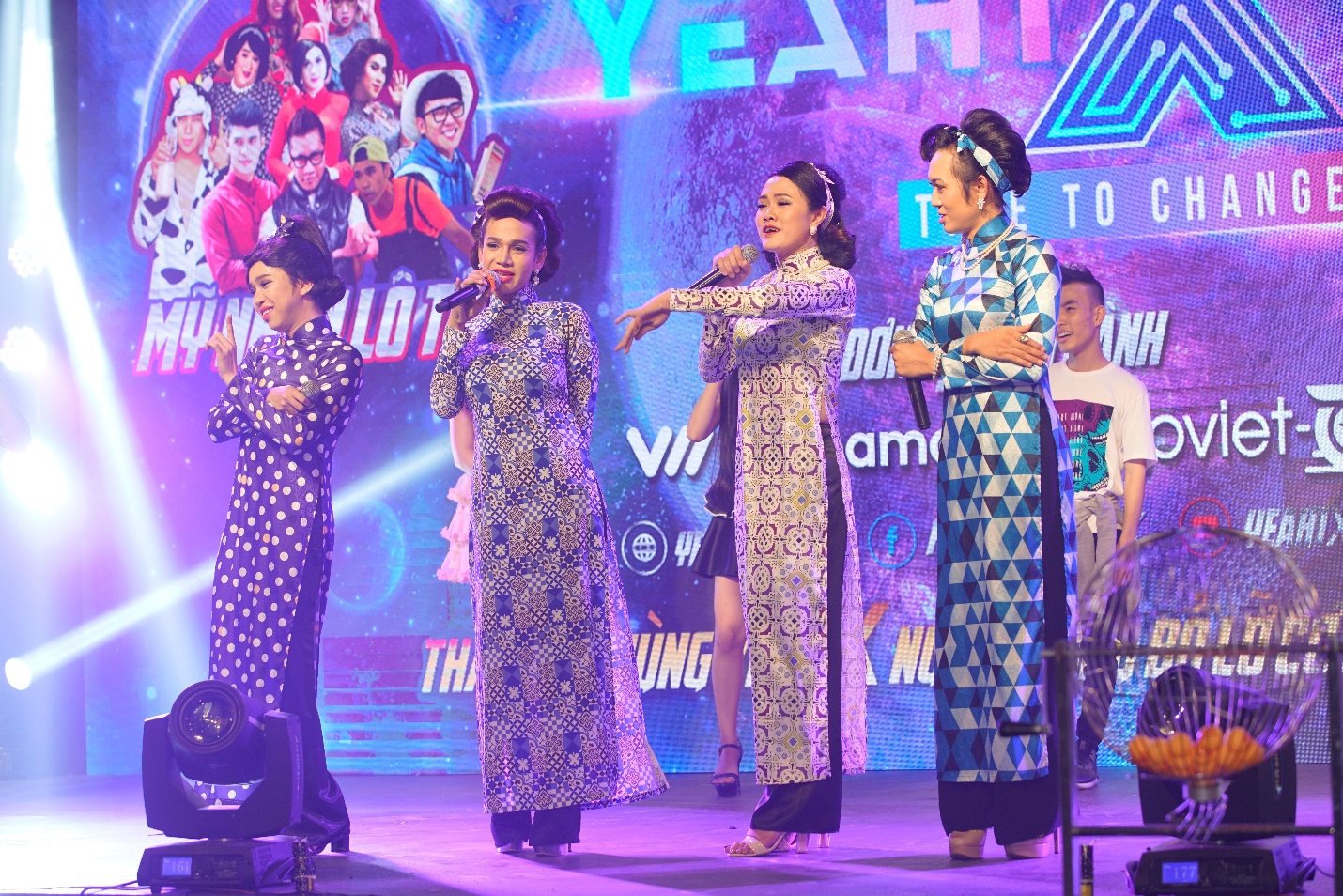 Chuỗi livestream ra mắt ứng dụng Yeah1X với tổng giải thưởng lên tới hơn 2 tỉ đồng - Ảnh 3. Chuỗi livestream ra mắt ứng dụng Yeah1X với tổng giải thưởng lên tới hơn 2 tỉ đồng - Ảnh 3.