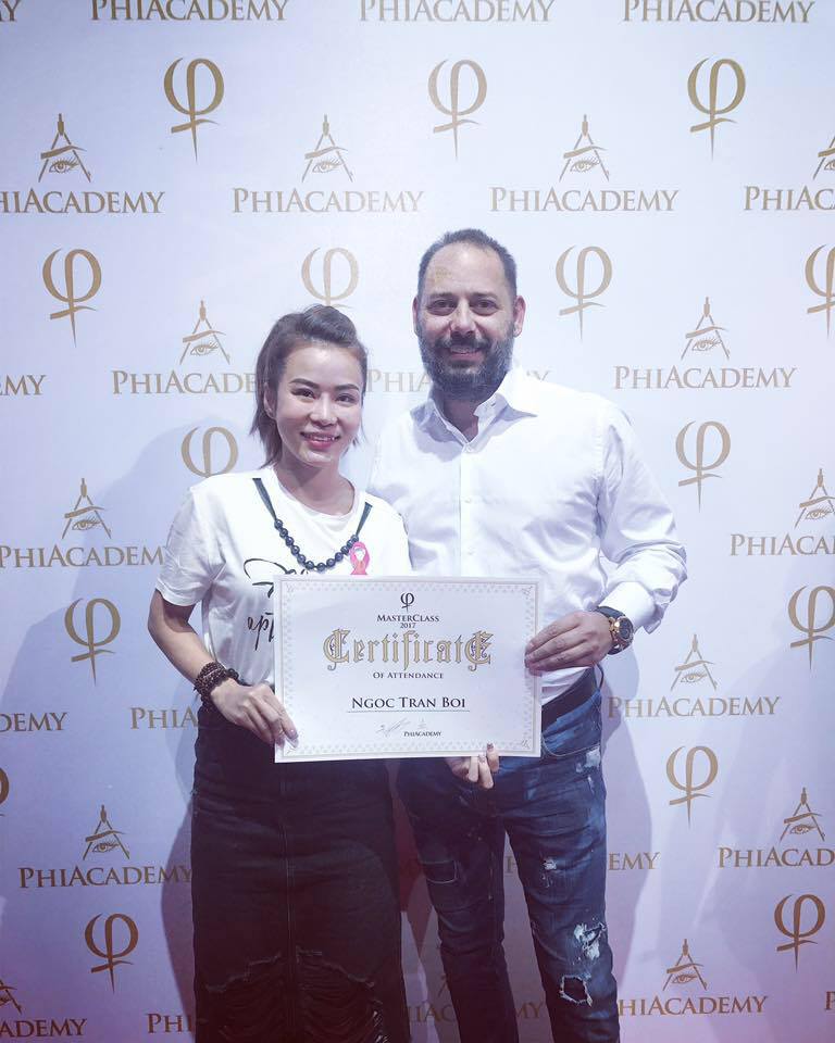 Jade Tran – “Phù thủy” điêu khắc chân mày - Ảnh 3. Jade Tran – “Phù thủy” điêu khắc chân mày - Ảnh 3.