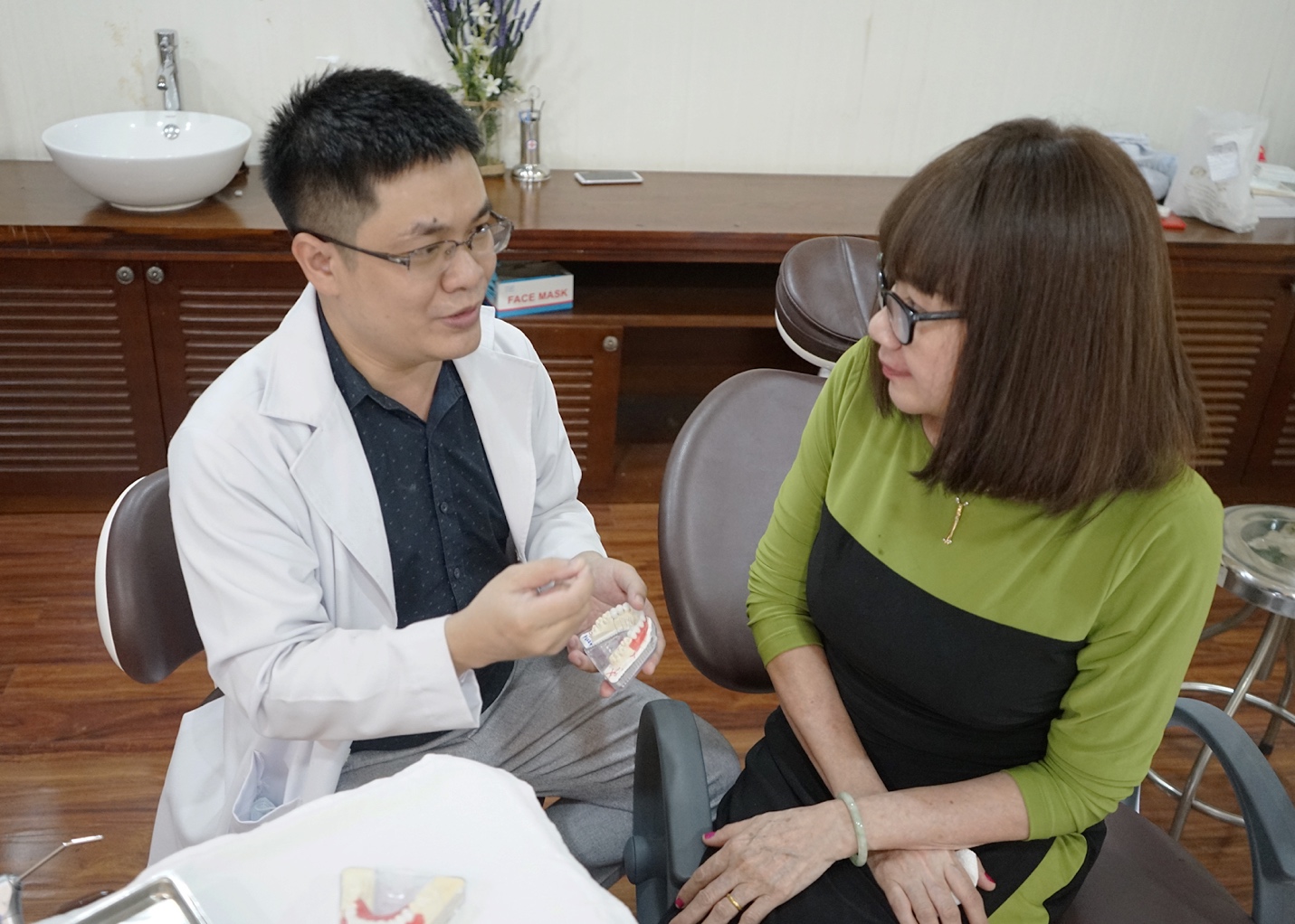 Sự thật đằng sau lời đồn ác nữ Băng Di hỗn láo với mẹ? - Ảnh 9. Sự thật đằng sau lời đồn ác nữ Băng Di hỗn láo với mẹ? - Ảnh 9.