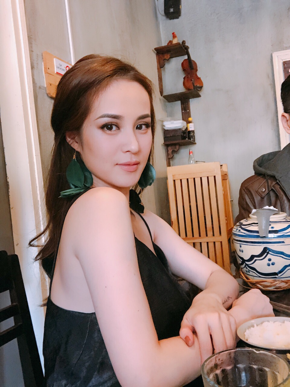 Không phải Rich Kid từ trong trứng mỏng, nàng 9X vẫn có cuộc sống mơ ước nhờ tài năng kinh doanh - Ảnh 2. Không phải Rich Kid từ trong trứng mỏng, nàng 9X vẫn có cuộc sống mơ ước nhờ tài năng kinh doanh - Ảnh 2.
