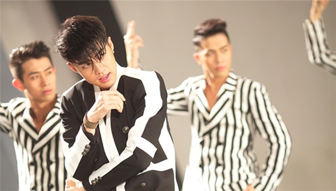Hit triệu views nào sẽ được Sơn Tùng M-TP, Tóc Tiên, Hà Hồ, Đông Nhi cùng các nghệ sĩ hàng đầu trình diễn tại FWD Music Fest? - Ảnh 8. Hit triệu views nào sẽ được Sơn Tùng M-TP, Tóc Tiên, Hà Hồ, Đông Nhi cùng các nghệ sĩ hàng đầu trình diễn tại FWD Music Fest? - Ảnh 8.