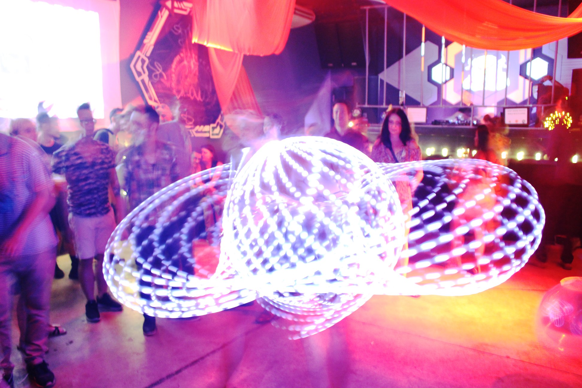 Dạ tiệc Halloween cùng DJ Hoàng Anh - Ảnh 7. Dạ tiệc Halloween cùng DJ Hoàng Anh - Ảnh 7.