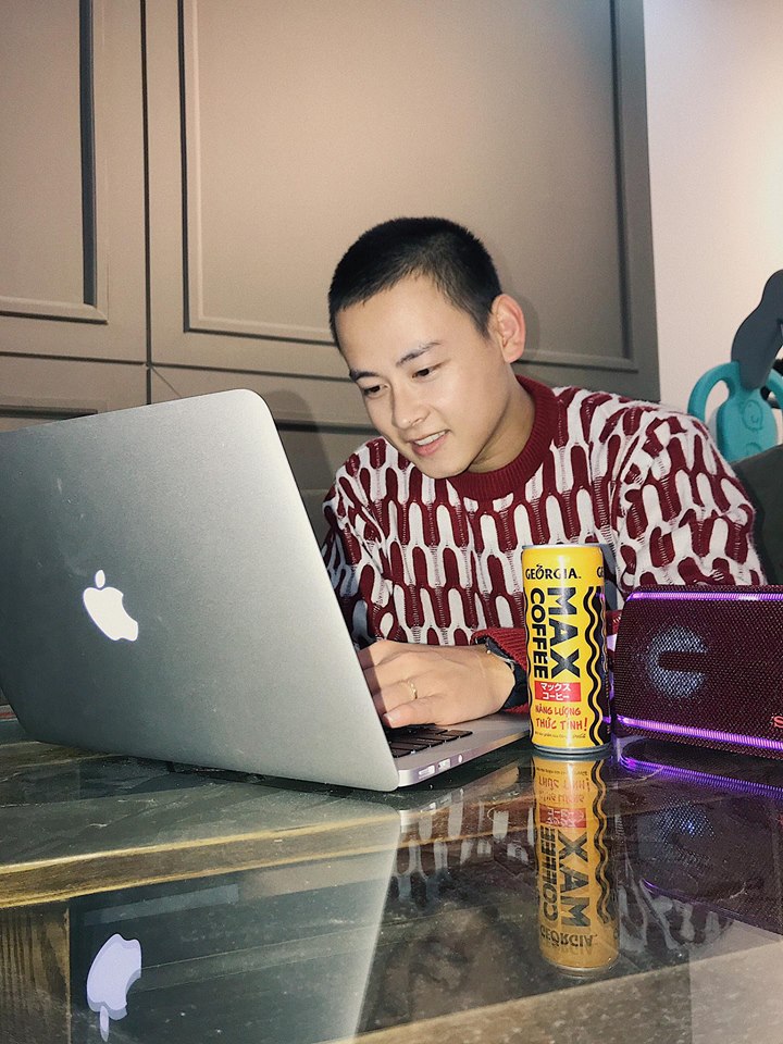 Giới trẻ Việt Nam hào hứng với cà phê uống liền mới mang thương hiệu Coca-Cola - Ảnh 4. Giới trẻ Việt Nam hào hứng với cà phê uống liền mới mang thương hiệu Coca-Cola - Ảnh 4.