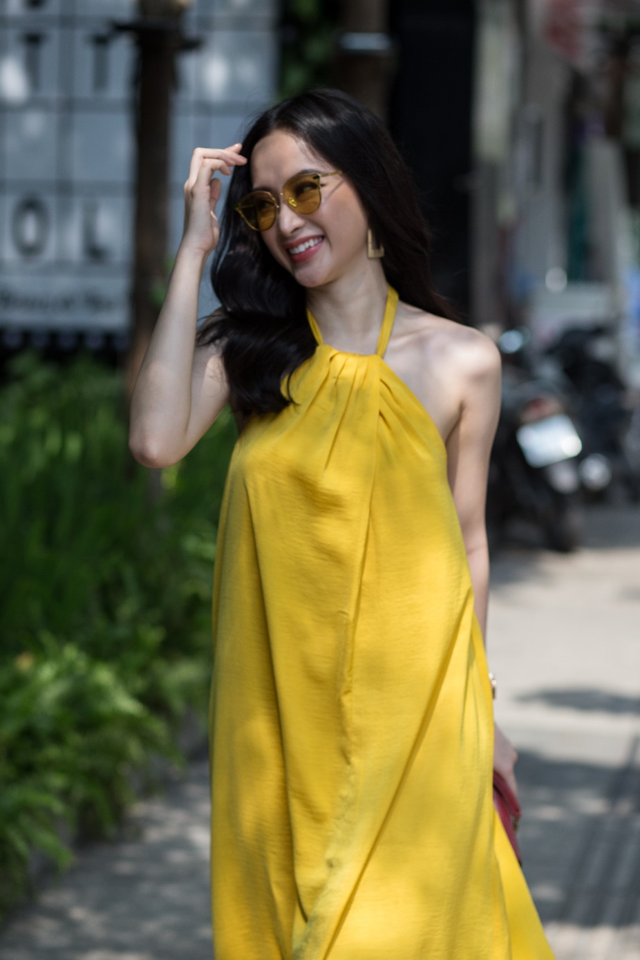 Angela Phương Trinh bất ngờ nhận quà cực “chất” từ chàng trai Hà Lan bí ẩn - Ảnh 3. Angela Phương Trinh bất ngờ nhận quà cực “chất” từ chàng trai Hà Lan bí ẩn - Ảnh 3.
