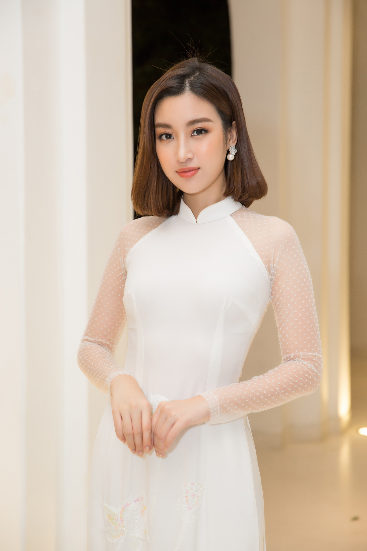 Hoa hậu Tiểu Vy thích thú với show diễn nghệ thuật Áo Dài Story - Ảnh 3. Hoa hậu Tiểu Vy thích thú với show diễn nghệ thuật Áo Dài Story - Ảnh 3.