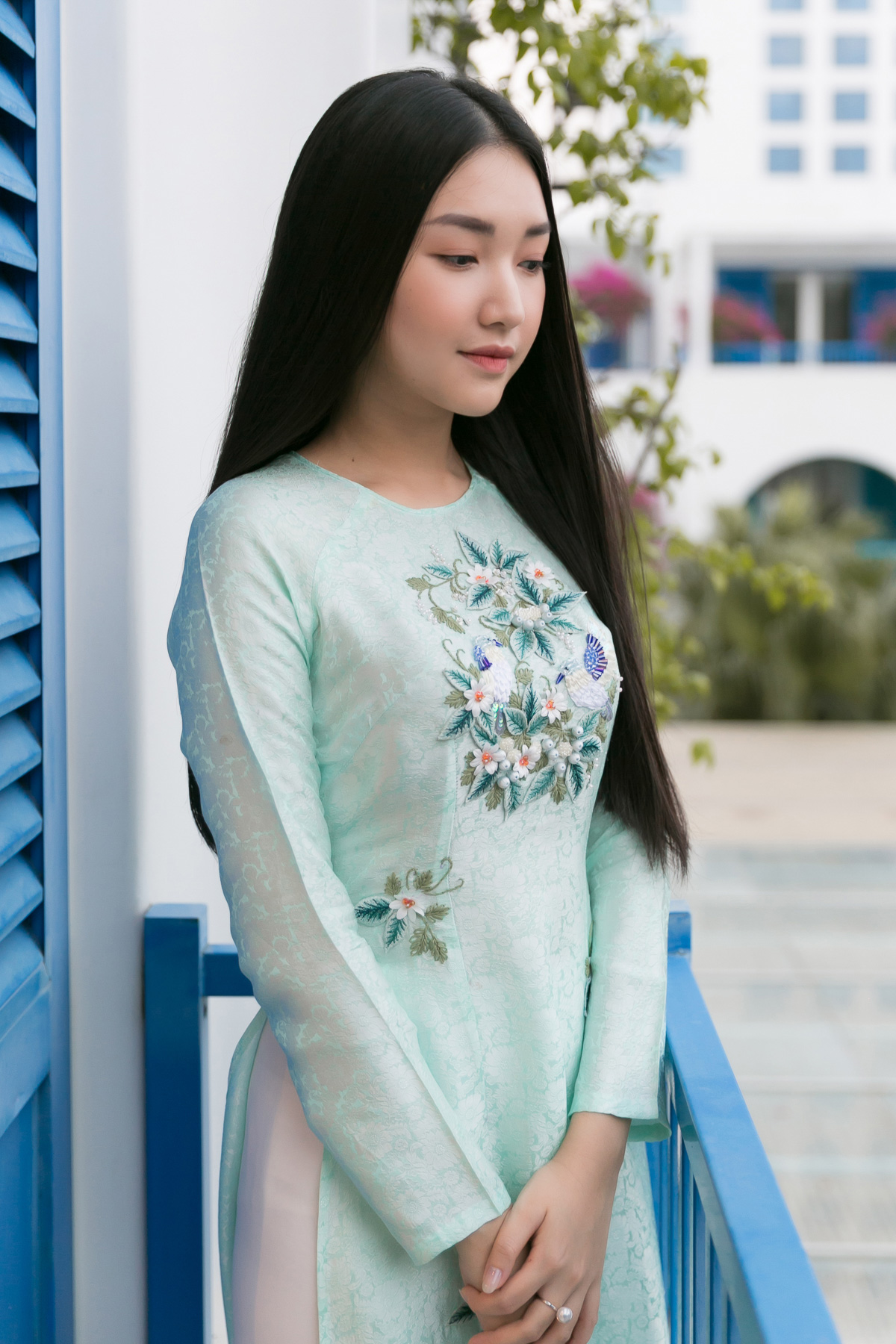 Hoa hậu Tiểu Vy thích thú với show diễn nghệ thuật Áo Dài Story - Ảnh 5. Hoa hậu Tiểu Vy thích thú với show diễn nghệ thuật Áo Dài Story - Ảnh 5.