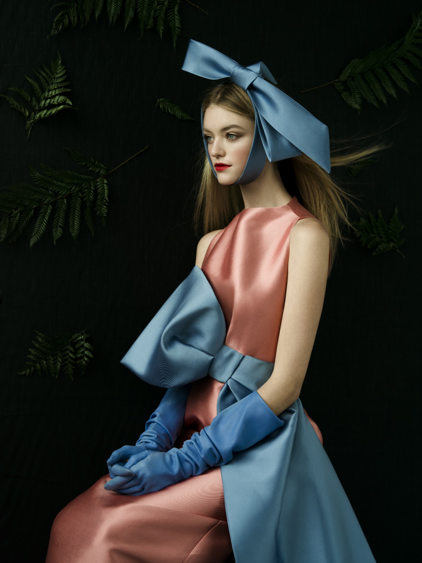 Willow Hand – Gương mặt Campaign của Prada, Anna Sui trở thành nàng thơ mới của PHUONG MY - Ảnh 2. Willow Hand – Gương mặt Campaign của Prada, Anna Sui trở thành nàng thơ mới của PHUONG MY - Ảnh 2.