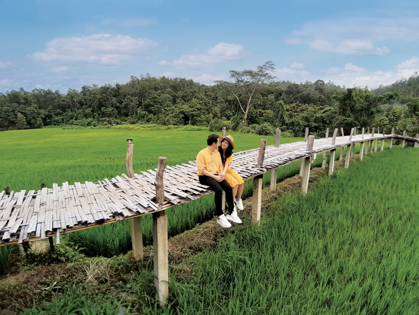 Có một Thái Lan xanh bát ngát trong chuyến đi của Đông Nhi, Ông Cao Thắng - Ảnh 4. Có một Thái Lan xanh bát ngát trong chuyến đi của Đông Nhi, Ông Cao Thắng - Ảnh 4.