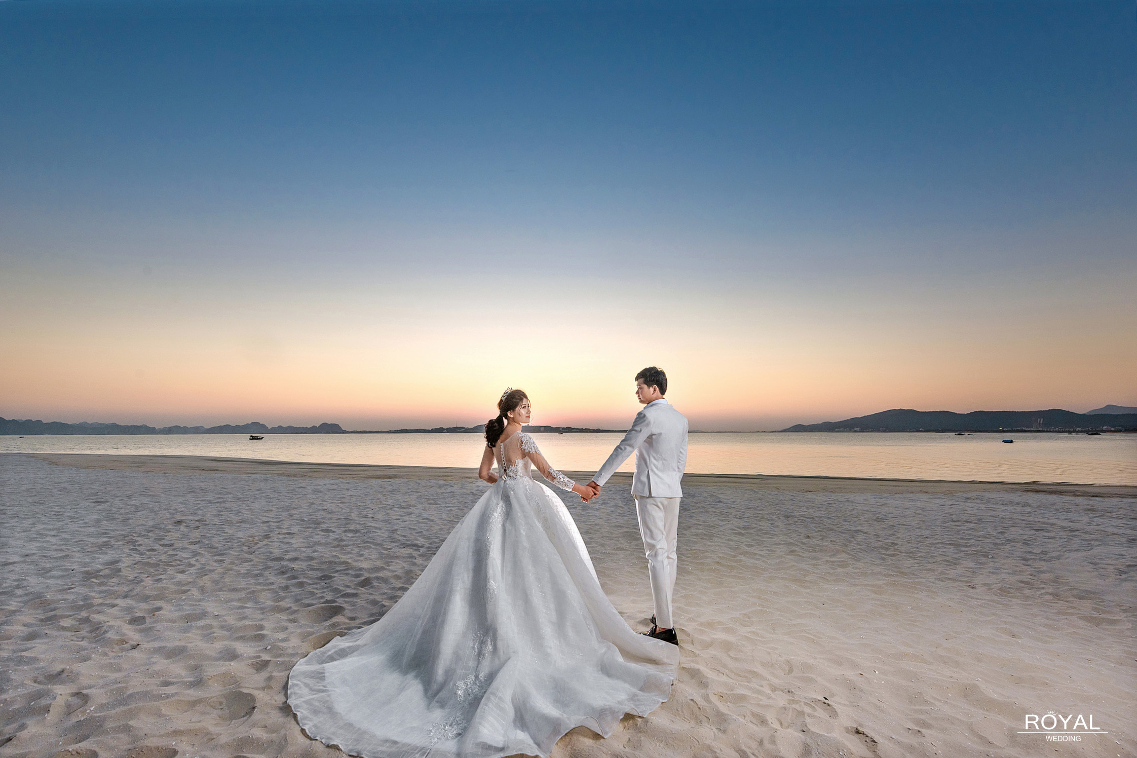Lầy lội “tán” phụ huynh trước và cái kết không ngờ - Ảnh 5. Lầy lội “tán” phụ huynh trước và cái kết không ngờ - Ảnh 5.