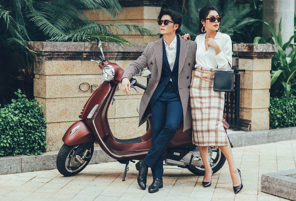 Cặp đôi hot hit Huy Trần – Thảo Nhi Lê lại khiến cư dân mạng “phát sốt” với phong cách sang chảnh - Ảnh 9. Cặp đôi hot hit Huy Trần – Thảo Nhi Lê lại khiến cư dân mạng “phát sốt” với phong cách sang chảnh - Ảnh 9.