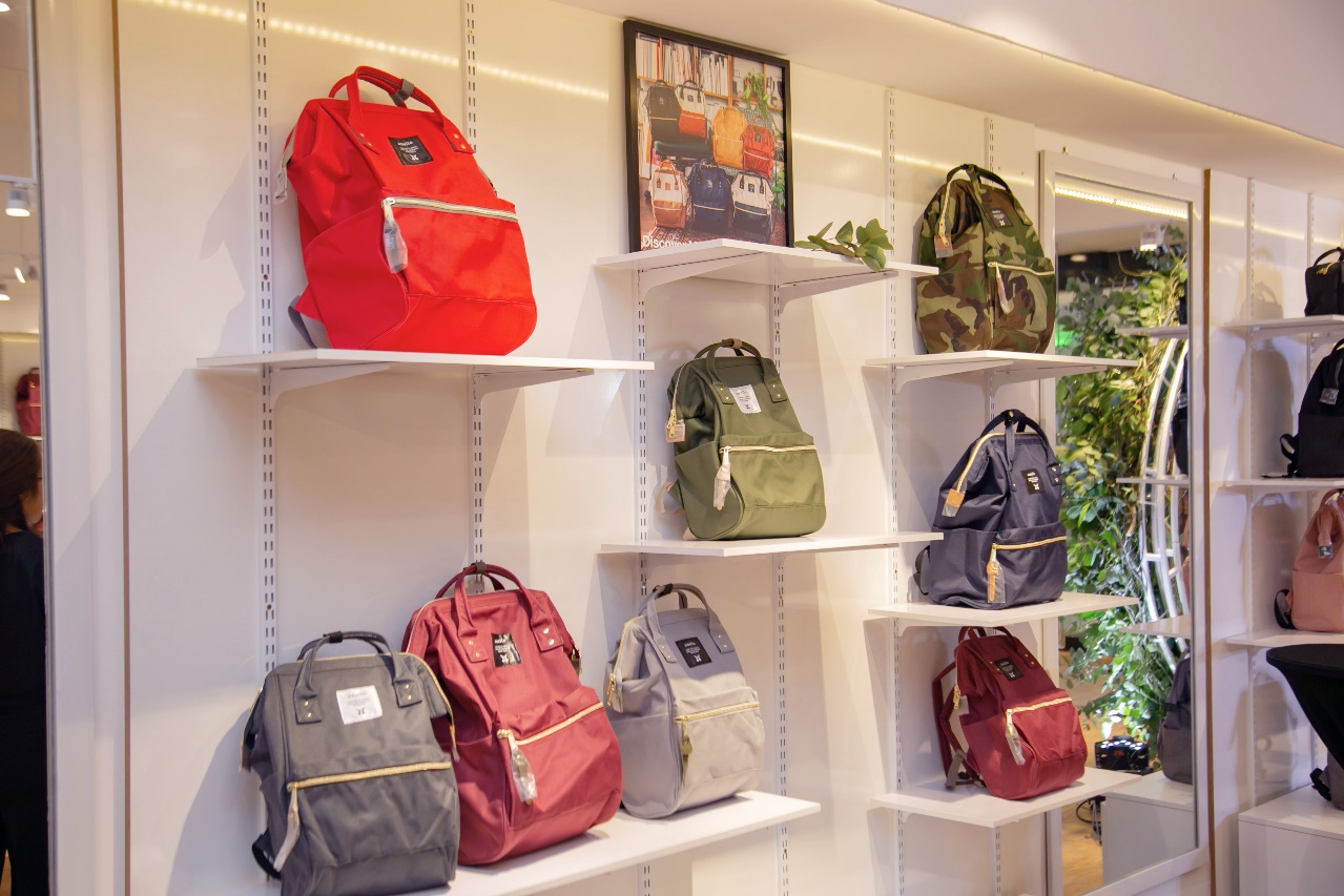 Giới trẻ Việt “sướng rơn” khi anello đã có store chính thức ở Việt Nam - Ảnh 11. Giới trẻ Việt “sướng rơn” khi anello đã có store chính thức ở Việt Nam - Ảnh 11.