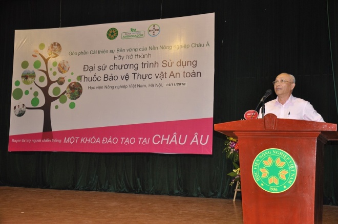 Sử dụng thuốc bảo vệ thực vật an toàn và có trách nhiệm - Ảnh 2. Sử dụng thuốc bảo vệ thực vật an toàn và có trách nhiệm - Ảnh 2.
