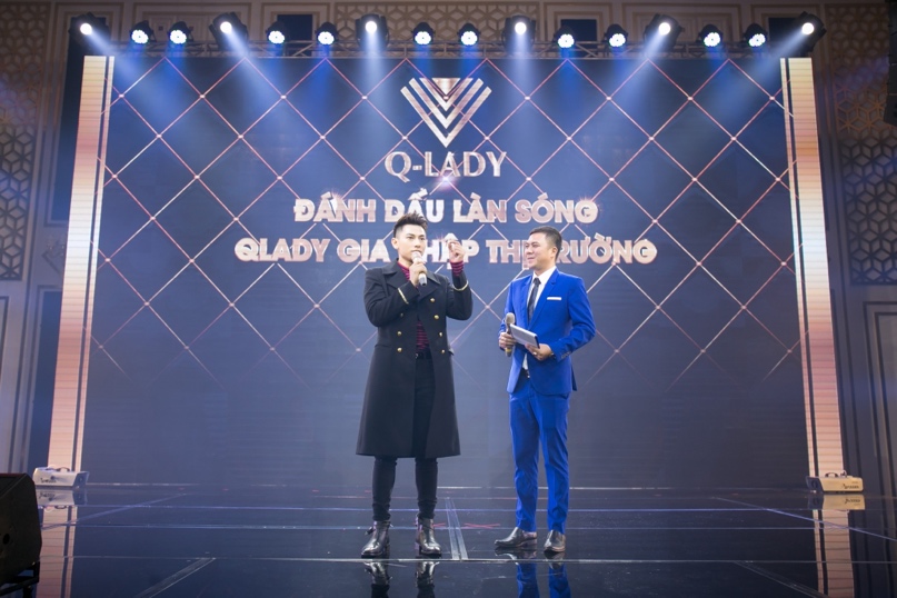 Isaac nhảy cực sung trên sân khấu, khoe giọng ca đầy nội lực “đốt cháy” đêm tiệc - Ảnh 5. Isaac nhảy cực sung trên sân khấu, khoe giọng ca đầy nội lực “đốt cháy” đêm tiệc - Ảnh 5.