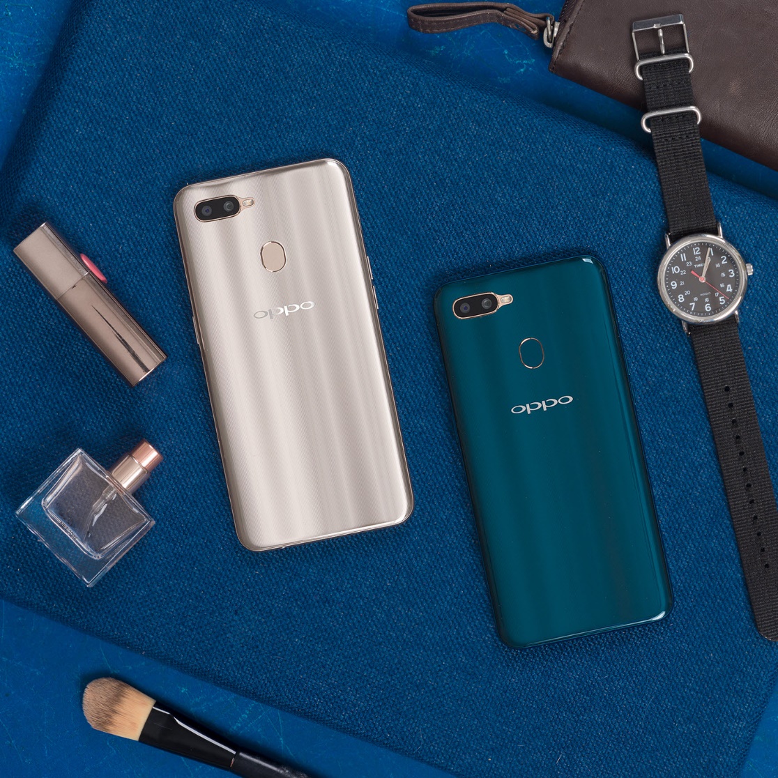 Chỉ với 500.000 đồng đặt trước OPPO A7 thời thượng, sở hữu ngay bộ quà tặng hấp dẫn - Ảnh 2. Chỉ với 500.000 đồng đặt trước OPPO A7 thời thượng, sở hữu ngay bộ quà tặng hấp dẫn - Ảnh 2.
