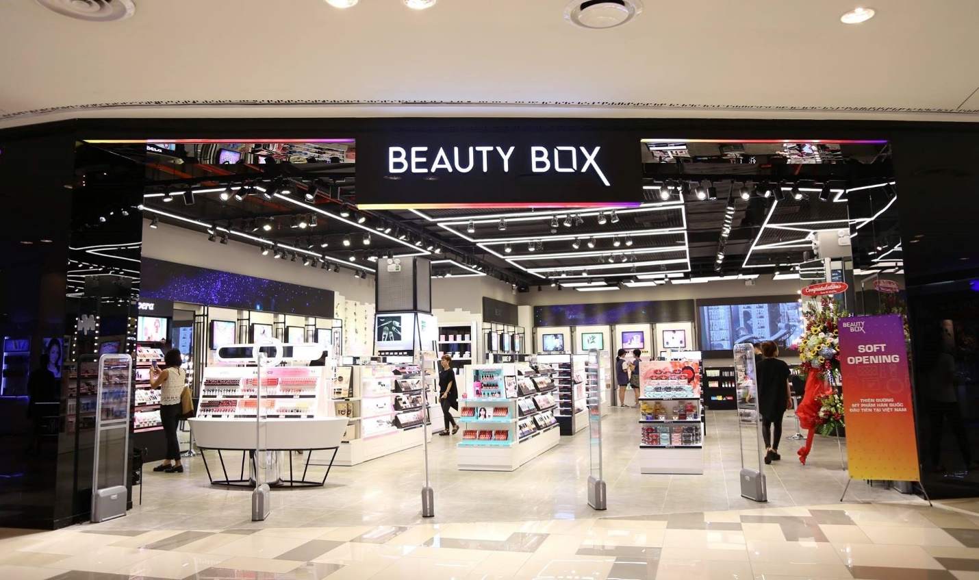 Hot: Beauty Box là gì mà khiến sao Việt và beauty blogger chia sẻ cuồng nhiệt? - Ảnh 3. Hot: Beauty Box là gì mà khiến sao Việt và beauty blogger chia sẻ cuồng nhiệt? - Ảnh 3.