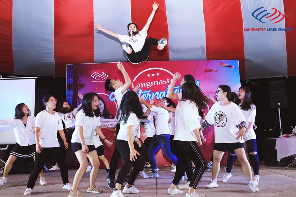Langmaster International Fair - Ngày hội sôi động của giới trẻ - Ảnh 8. Langmaster International Fair - Ngày hội sôi động của giới trẻ - Ảnh 8.