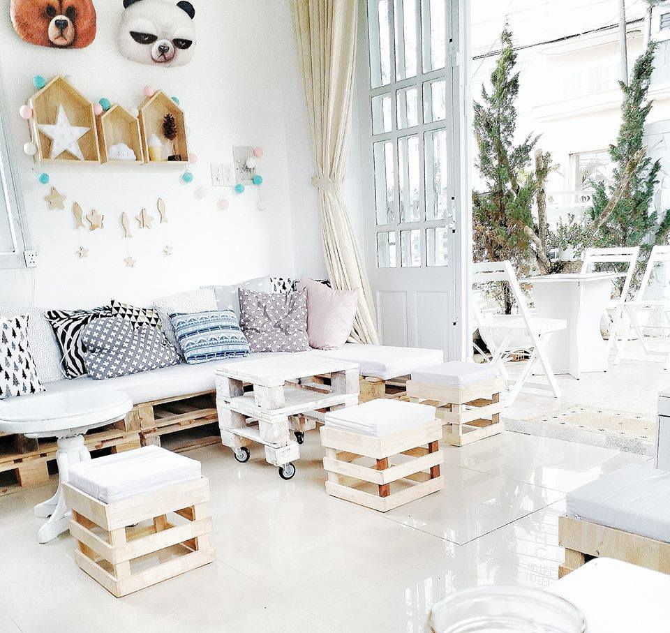 Nhuộm Newfeed với vô vàn ảnh “sống ảo lịm tim” trong homestay Bắc Âu giữa lòng Đà Lạt - Ảnh 5. Nhuộm Newfeed với vô vàn ảnh “sống ảo lịm tim” trong homestay Bắc Âu giữa lòng Đà Lạt - Ảnh 5.