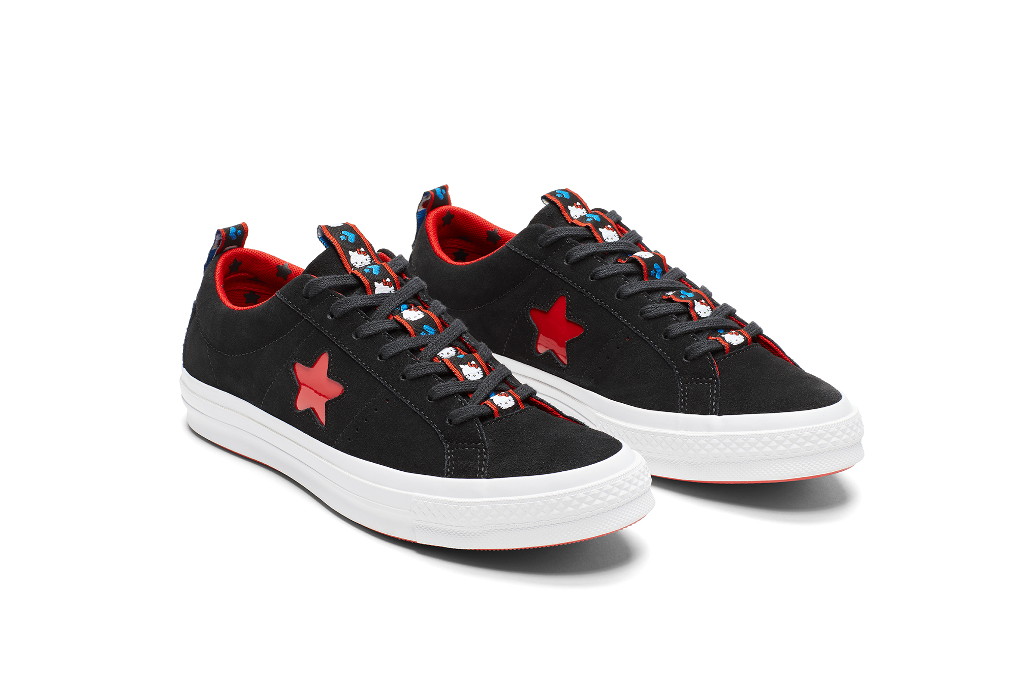 Chiều fan Hello Kitty hết mực, Converse ra mắt lần 2 phiên bản giới hạn với bộ Collab - Converse x Hello Kitty - Ảnh 2. Chiều fan Hello Kitty hết mực, Converse ra mắt lần 2 phiên bản giới hạn với bộ Collab - Converse x Hello Kitty - Ảnh 2.