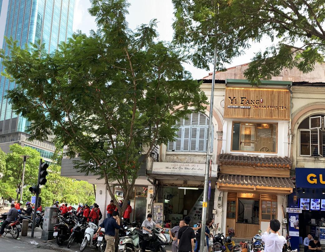 ‘’Xông đất’’ Yifang ngay cạnh phố đi bộ Nguyễn Huệ - Ảnh 1. ‘’Xông đất’’ Yifang ngay cạnh phố đi bộ Nguyễn Huệ - Ảnh 1.